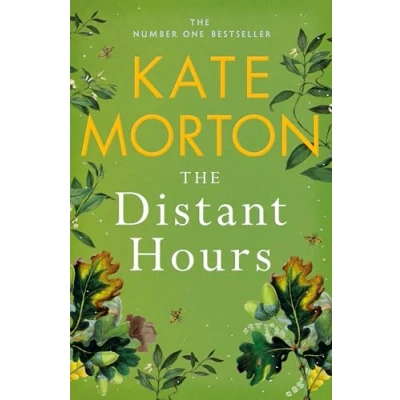 Afbeelding van the Distant Hours: A Twisty and Heartbreaking Tale of Lost Love from Number One Bestselling Author