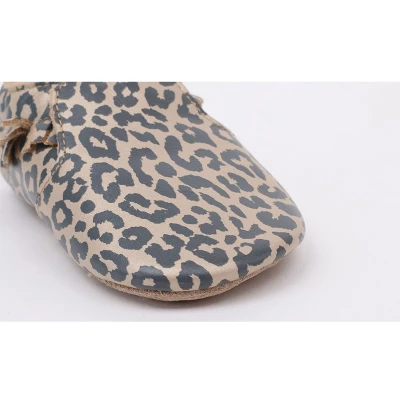 Afbeelding van Bobux Babyslofjes Soft Soles Gold Leopard Print Large