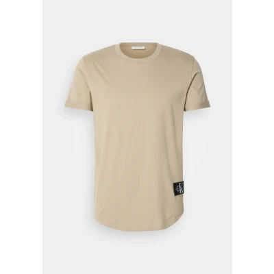 Afbeelding van Calvin Klein Jeans Badge TURN UP Sleeve Tshirt basic, Heren, Maat: Small, Tree house