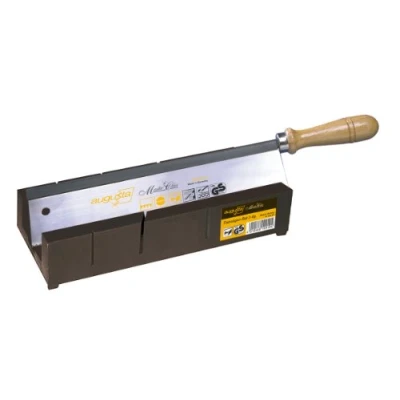 Afbeelding van Augusta Heggenroos, verstekbak met fijnzaag, in set, snijlade (250 x 68 48 mm) van stevig kunststof, voor nauwkeurig zagen op verstek een hoek 45 en 90 graden