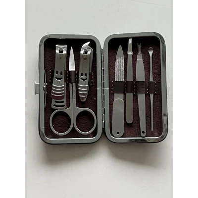Afbeelding van CHPN Manicure set items Reisetui Nagelknip Nagelschaar Bruin Pedicure setje