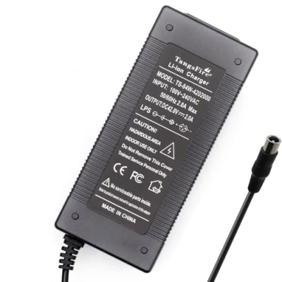 Afbeelding van Fietslader 36 V oplader 42 2 A voor e bike (RCA 8 mm Xiaomi)