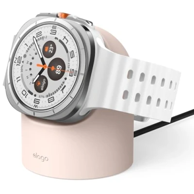 Afbeelding van elago GWT2 Oplader Standaard Compatibel met Samsung Galaxy Watch 7/7 Ultra, 6/6 Classic, 5/5 Pro [40/43/44/45/47mm], Nachtstand Modus, Kabel Management [Oplaadkabel Niet Inbegrepen] (Roze)