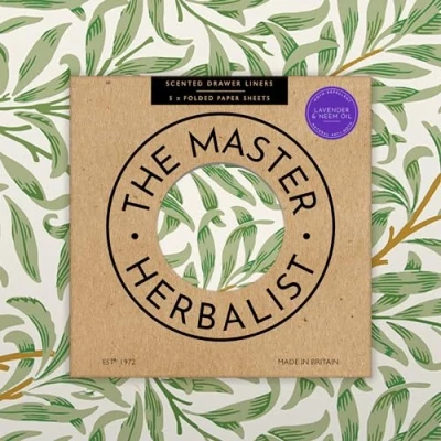 Afbeelding van The Master Herbalist Geurige LAVENDEL &amp; NEEM OLIE Geurende ladevoeringen in een WILLIAM MORRIS ontwerp (gevouwen) Natuurlijke anti mottenafstotend Pack van 5 vellen Bevat etherische oliën