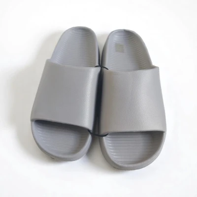 Afbeelding van Unisex slippers effen grijs 42 (advies bestel 1 maat groter)