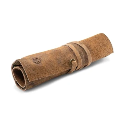 Afbeelding van Angus Stoke Leonardo Leren etui voor pennen, penselen en accessoires, van leer, handgemaakte pennenrol, bruin antiek, pen rolmap