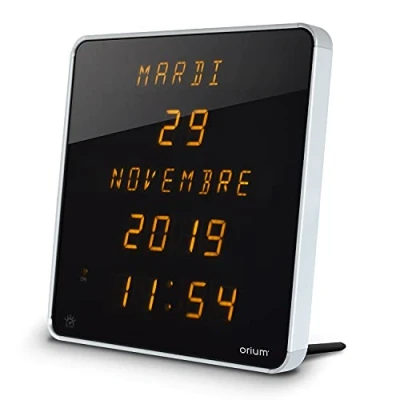 Afbeelding van Orium by CEP LED klok met voluit geschreven data, ft 28 x 4,2 cm