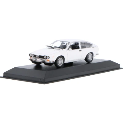 Afbeelding van Alfa Romeo Alfetta GTV 1976 Wit
