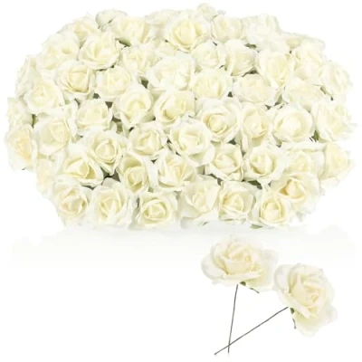 Afbeelding van COM FOUR® 10x boekettakken decoratieve bloementakken met witte bloemen papieren rozen voor het versieren van kransen en geschenken bloemenboeket bruiloften (10 bosjes wit)