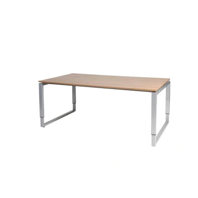 Afbeelding van Domino Plus vergadertafel, hoogte instelbaar (62 85cm) met 180x100cm &#039;zwevend&#039; havana/ kersen licht 25mm blad en aluminium (RAL9006) O poot frame