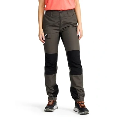 Afbeelding van RevolutionRace Nordwand Pants Dames, Duurzame Broeken voor Hiking en Andere Outdooractiviteiten, Mossgrey, L