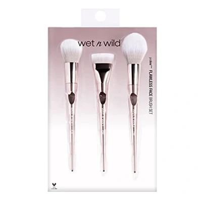 Afbeelding van Wet N Wild Pro Brush Line Fluffy Blending Set B 4, per stuk verpakt (1 x 300 g)