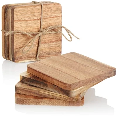 Afbeelding van COM FOUR® 8x houten onderzetters basis voor kopjes en glazen plank handwerk vierkante tafelonderzetters drankjes (8 stuks bruin)