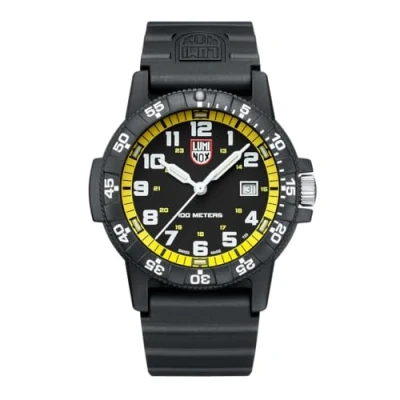 Afbeelding van Luminox Heren analoog Zwitsers kwartsuurwerk horloge met kunststof armband XS.0325, zwart, Riemen.