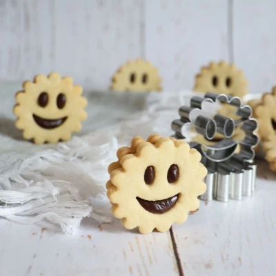 Afbeelding van Scrapcooking Cookie Cutters Smile Biscuits Set/2
