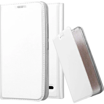 Afbeelding van Cadorabo Hoesje geschikt voor Motorola MOTO E4 in CLASSY ZILVER Beschermhoes met magnetische sluiting, standfunctie en kaartvakje Book Case Cover Etui