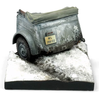 Afbeelding van 1:35 Vallejo SC007 Kubelwagen Base (Rear) Plastic Modelbouwpakket