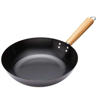 Afbeelding van KitchenCraft World Of Flavours Wokpan Met Antiaanbaklaag 30 Centimeter Geschikt Voor Alle Warmtebronnen Koolstofstaal