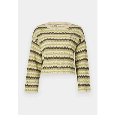 Afbeelding van Pull onlasa ls short o neck cc knt only