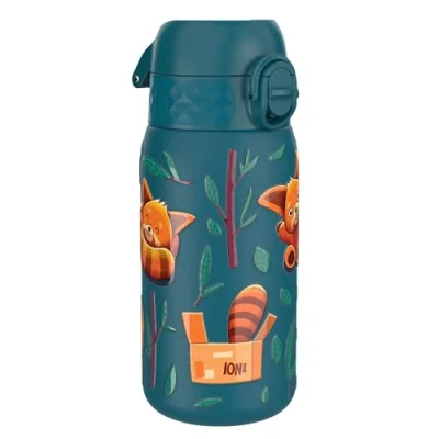 Afbeelding van ION8 Lichtgewicht Stalen Kinderwaterfles, 400 ml/13 oz, Zonder Isolatie, Lekvrij, Makkelijk te Openen, Veilige Vergrendeling, Vaatwasserbestendig, Flipdop, Draaggreep, Duurzaam, Rode Panda’s