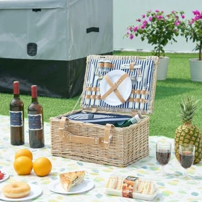 Afbeelding van casa.pro Picknickmand Lumparland complete set voor 2 personen rieten mand picknickset van borden glazen bestek picknickkoffer 40x28x20 cm wit en blauw