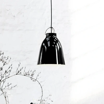 Afbeelding van FRITZ HANSEN Caravaggio P2 glanzend zwart/zwart