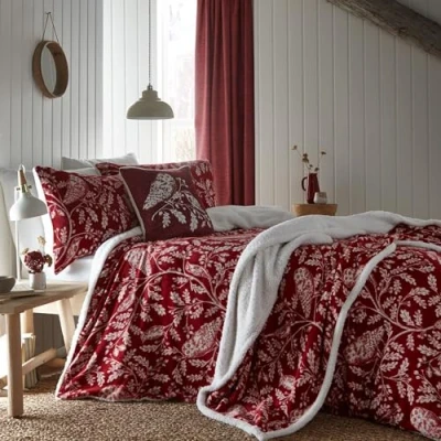 Afbeelding van Dreams &amp; Drapes Dekbedovertrek van teddy fleece met rode uil super kingsize beddengoed (260 x 220 cm) zacht en gezellig in bos bordeauxrood bos/bosdieren