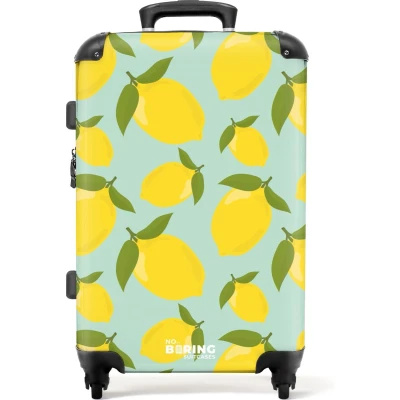 Afbeelding van NoBoringSuitcases.com® Koffer groot Rolkoffer lichtgewicht Pastel blauw met citroenen Reiskoffer 4 wielen Grote trolley XL 20 kg bagage