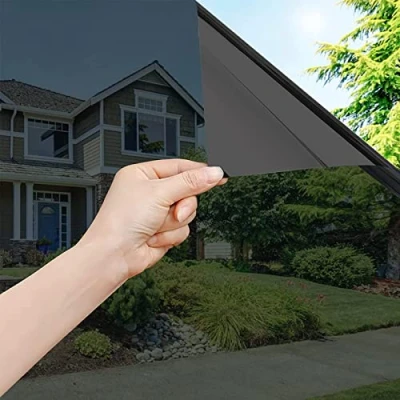 Afbeelding van YUJIANHUAA Spiegelfolie,Verduisterende Raamfolie,Zonwering,Warmte isolatie,Zelfklevend,99% UV bestendige Warmte Reducing Film,Privacy Raamfolie,voor Thuis Kantoor,Zwart (130x150cm(51x59in))