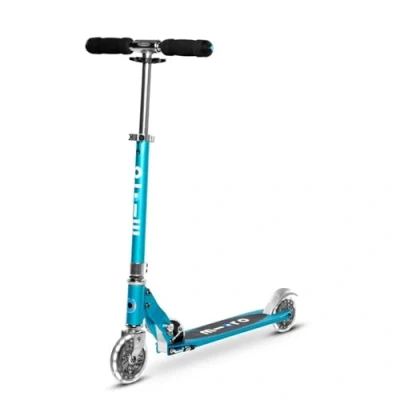 Afbeelding van Micro step Sprite met LED verlichting in wielen de kleur Aquablauw