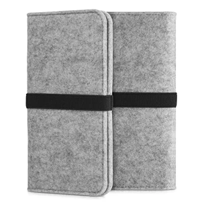Afbeelding van kwmobile Telefoonhoesje van vilt Hoesje voor smartphone met elastische band Flip cover in lichtgrijs/zwart Binnenmaat 17,2 x 8 cm
