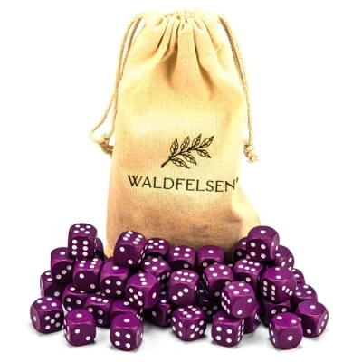 Afbeelding van Waldfelsen 6, 12, 20, 30 of 50 hoogwaardige houten kubussen van echt beukenhout, 16 mm standaard dobbelstenen met stoffen zak, kubusset (paars, stuks)