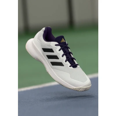 Afbeelding van adidas Heren Gamecourt 2.0 Tennis Shoes, core white/core black/aurora plum, 46 2/3 EU
