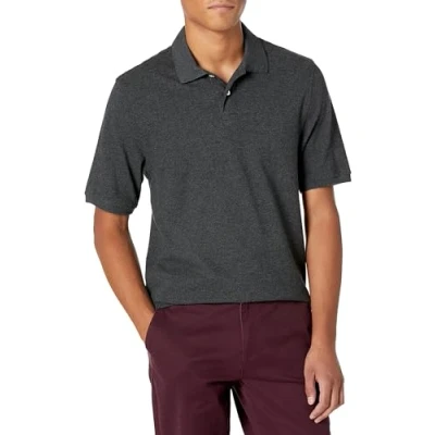 Afbeelding van Amazon Essentials Men&#039;s Poloshirt van piqué katoen met normale pasvorm (verkrijgbaar in grote en lange maten), Houtskoolzwart, XS