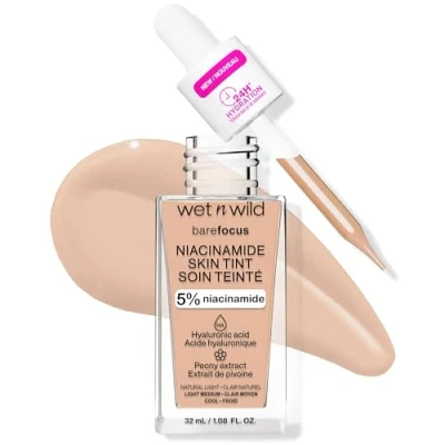 Afbeelding van Wet n Wild Bare Focus Niacinamide Skin Tint, Lichte Foundation met Opbouwbare Formule, Verrijkt HyaluronZuur en Vitamine E voor een Stralende Look, Licht