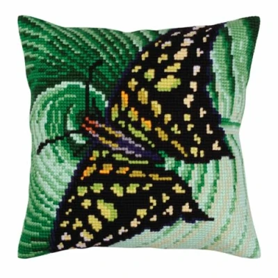 Afbeelding van Kruissteek Kussen Kit Vlinder Patroon Item: 5 308 Collection D&#039;Art Maat 40x40 cm.