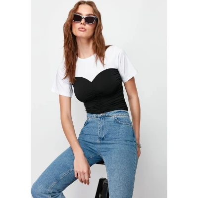 Afbeelding van Trendyol TWOSS24BZ00421 Volwassenen Vrouwen Blouse Zwart M