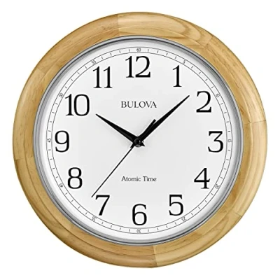 Afbeelding van Bulova Atomic analoge houten wandklok, C5005 Time 3, automatische instelling, kwartsbatterij