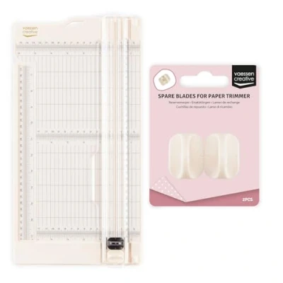 Afbeelding van Vaessen Creative Papiersnijder met vouwplank, ivoor, 15,2 x 30,5 cm, 2 in 1 snijmachine voor scrapbooking, kaarten, knutselen en papierprojecten, inclusief reservemesjes, veilig ontworpen