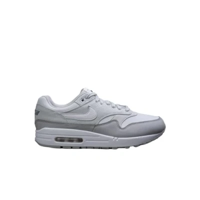 Afbeelding van Nike Air Max 1 &#039;87 LX &quot;Light Smoke Grey&quot; (W) FN0564 001 41