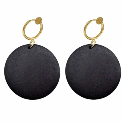 Afbeelding van Klem oorbellen Tordis zwart hout goudkleurig geen gaatje Charme bijoux