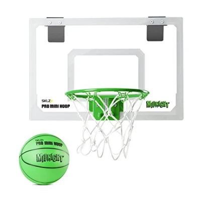 Afbeelding van SKLZ Pro Mini Hoop Midnight Basketbalbord Basket Basketbal Basketbaltraining Indoor Glow in the Dark Inclusief 13 cm Schuim Gewatteerde, Slide On Deur Bevestiging