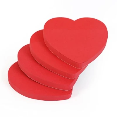 Afbeelding van Evergreen Goods 4 pads rode hartvormige plaknotities Perfect voor jubileum, verjaardag, Valentijnscadeaus 100 vellen per pad 76 x mm