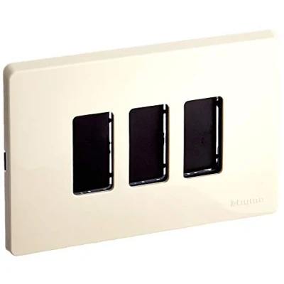 Afbeelding van BTicino S503/13RS Magic Kit, houder en plaat, 3 modules, ivoorkleurig