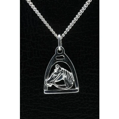 Afbeelding van Zilveren Paardenhoofd stijgbeugel ketting hanger