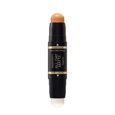 Afbeelding van Max Factor Facefinity All Day Matte Panstik Foundation Stick 76 Warm Golden
