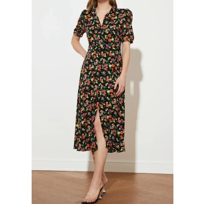 Afbeelding van Trendyol Zwarte Maxi Geweven Winterjurk Met Riem Twoaw24El00325