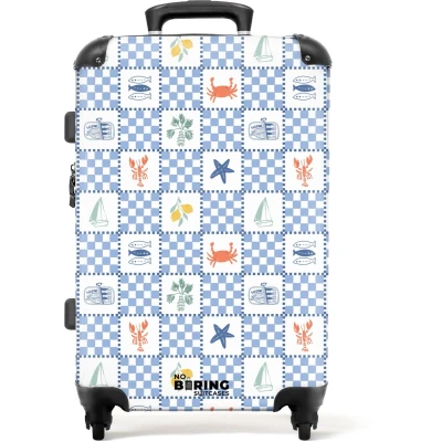 Afbeelding van NoBoringSuitcases.com Grote koffer Vierkant zomer print blauw Kinderkoffer geschikt voor jongen en meisjes Reiskoffer met 4 wielen Trolley op wieltjes Rolkoffer groot kinderen 72 liter Ruimbagage valies 20kg