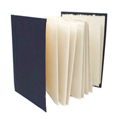 Afbeelding van Artway Indigo Katoen Rag Papier Schetsboek Concertina A5 Portrait 36 Zijden/18 Pagina&#039;s van 250gsm Mid Textuur 100% Handgemaakt