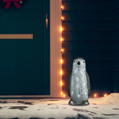 Afbeelding van Kerstfiguur pinguïn LED binnen en buiten 30 cm acryl